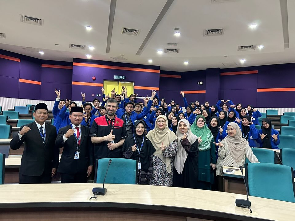 Welcoming Delegates from Darunnajah University!