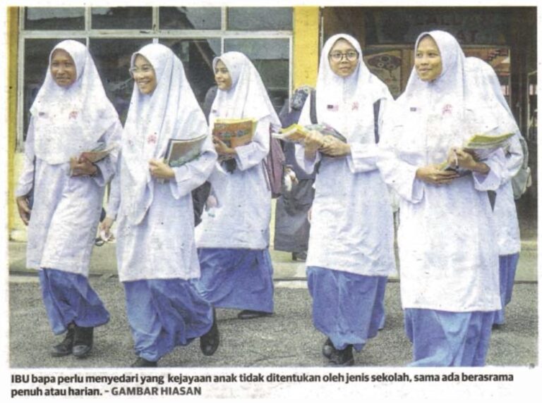 Kejayaan anak-anak tidak ditentukan oleh jenis sekolah