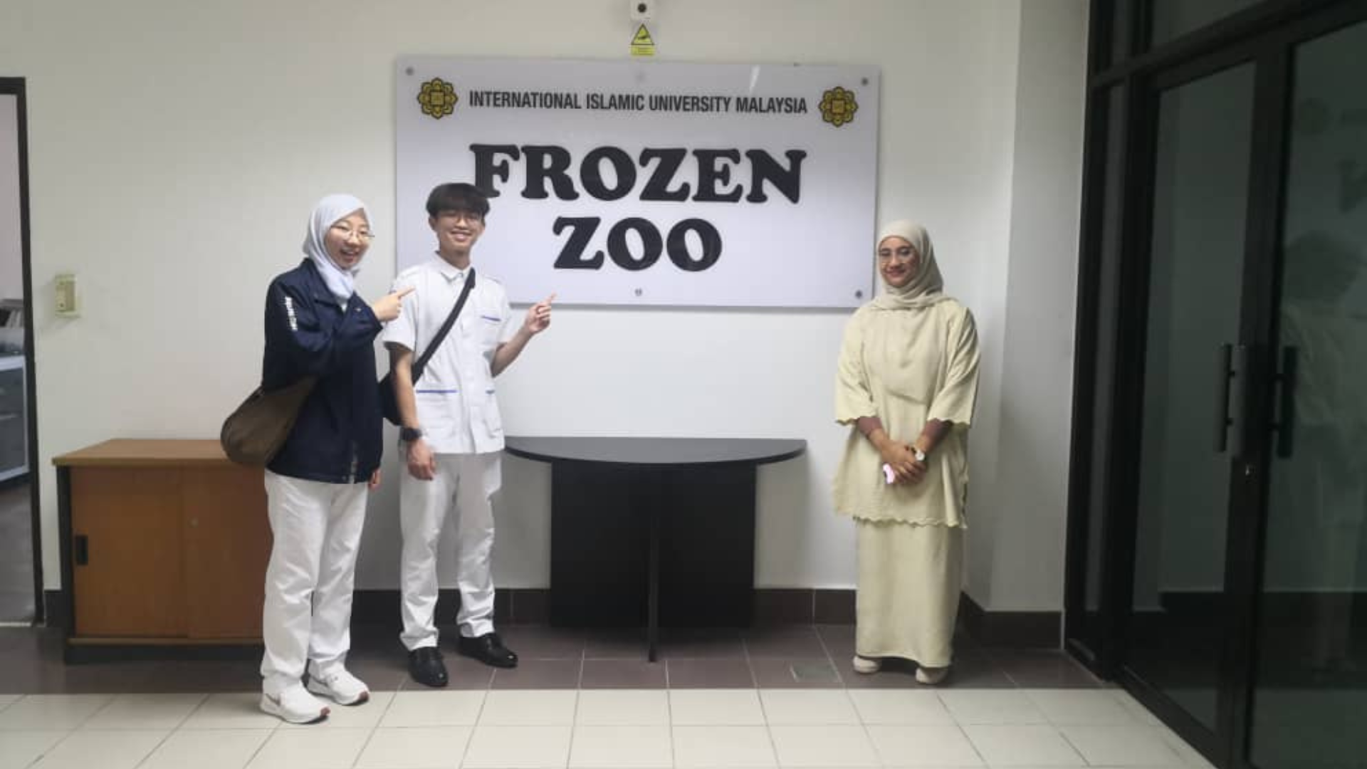 Frozen Zoo at PLANETIIUM