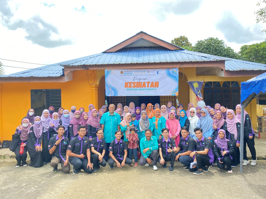 Public Health Event : Community Engagement Programme Kulliyyah of Pharmacy and Kampung Alor Batu, Jabor, Kuantan Pahang.