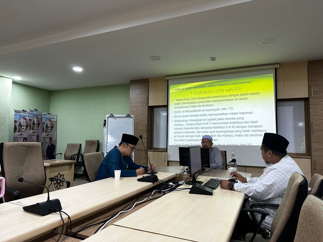 ๐ฟ KULLIYYAH OF PHARMACY HOSTS โKLINIK AL-QURAN BERGERAKโ SESSION ๐ฟ