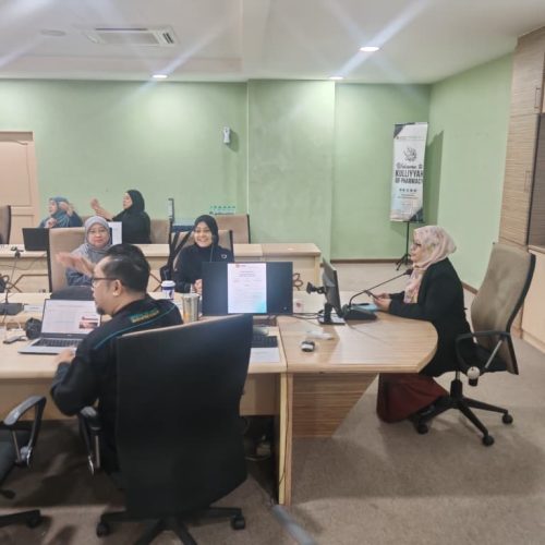 Manpower and Audit Kendiri Perjawatan dan Organisasi (AKPO) Conducted at Kulliyyah of Pharmacy