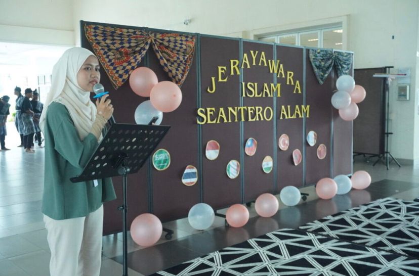 Jerayawara Islam Seantero Alam Mencorak Pelbagai Tradisi Islam